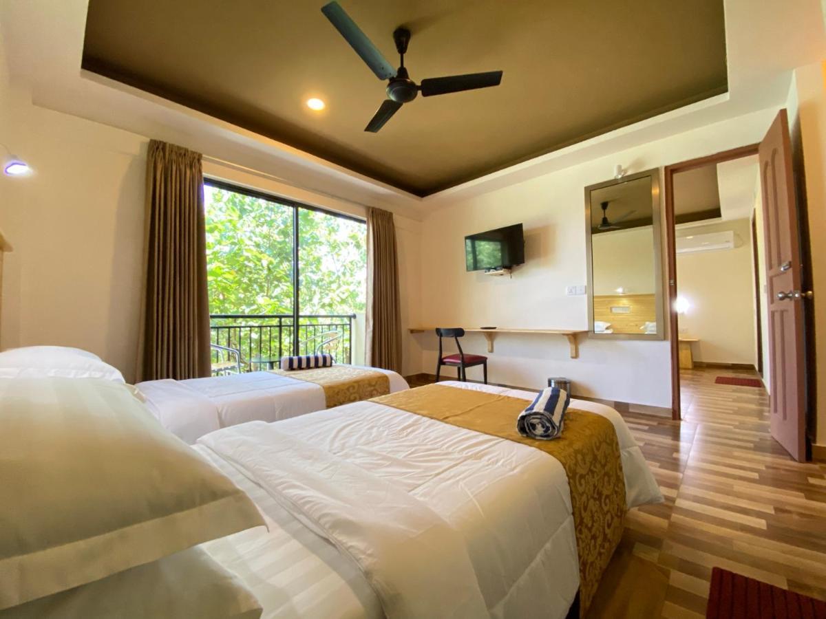 Paguro Seaview Hotel