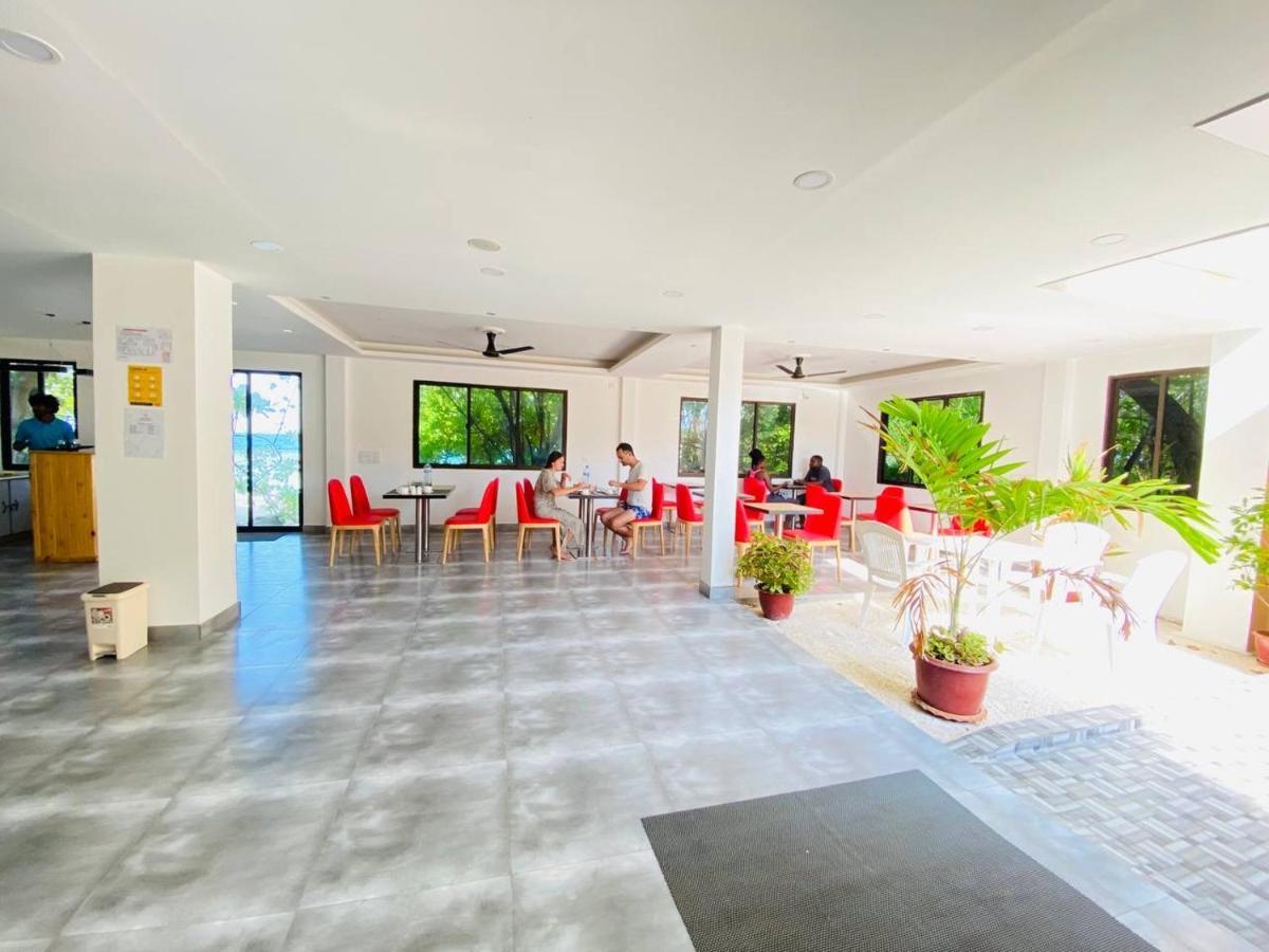 Paguro Seaview Hotel Bodufolhudhoo